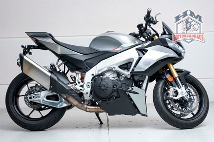 Aprilia Tuono V4 R
