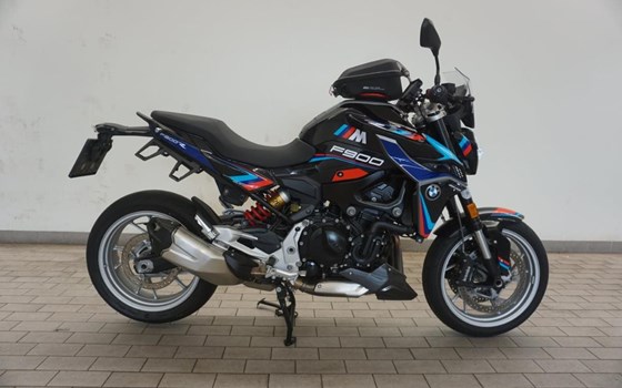 Gebrauchtmotorrad BMW F 900 R - Bild 1