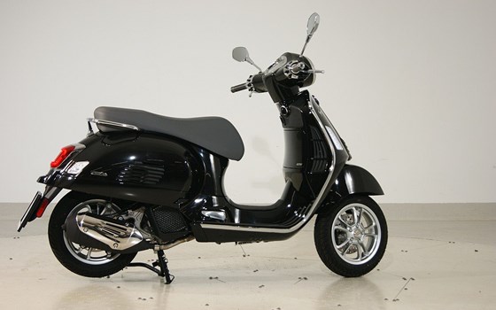 Neufahrzeug Vespa GTS 125 - Bild 3 Neufahrzeug Vespa GTS 125 - Bild 3