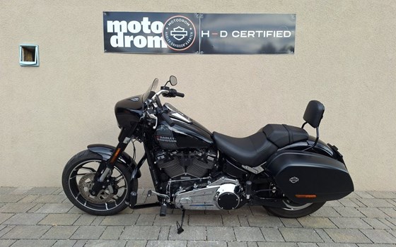 Gebrauchtmotorrad Harley-Davidson Softail Sport Glide FLSB - Bild 4