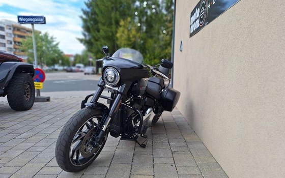 Gebrauchtmotorrad Harley-Davidson Softail Sport Glide FLSB - Bild 5