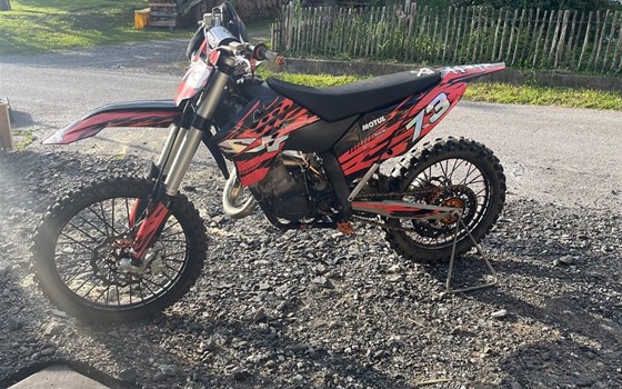 Gebrauchtmotorrad KTM 125 SX - Bild 2 Gebrauchtmotorrad KTM 125 SX - Bild 2