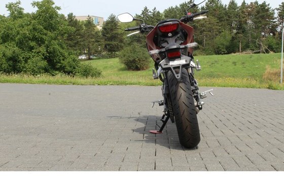 Gebrauchtmotorrad Honda CB125R - Bild 5