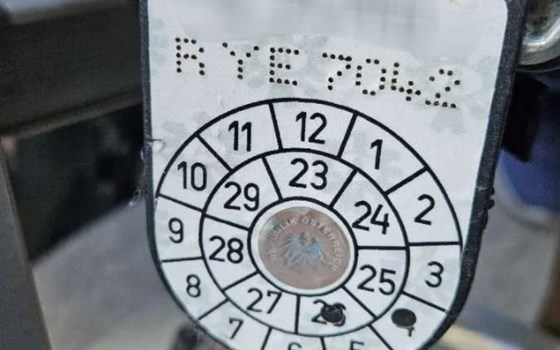 Gebrauchtmotorrad Honda CB125R - Bild 1 Gebrauchtmotorrad Honda CB125R - Bild 1