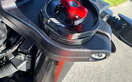 Gebrauchtmotorrad KTM 990 Duke - Bild 9 Gebrauchtmotorrad KTM 990 Duke - Bild 9