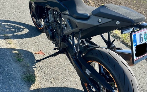 Gebrauchtmotorrad KTM 990 Duke - Bild 3 Gebrauchtmotorrad KTM 990 Duke - Bild 3