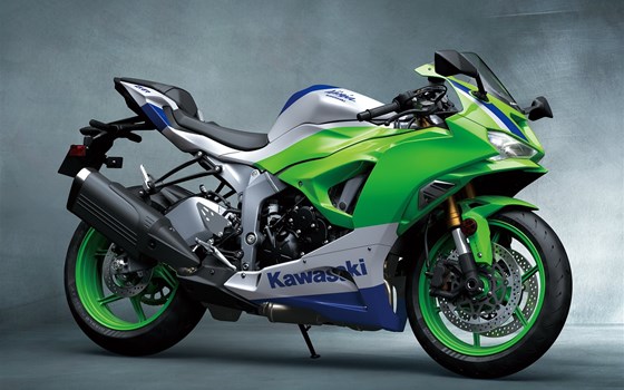 Neufahrzeug Kawasaki Ninja ZX-6R 40th Anniversary Edition - Bild 3