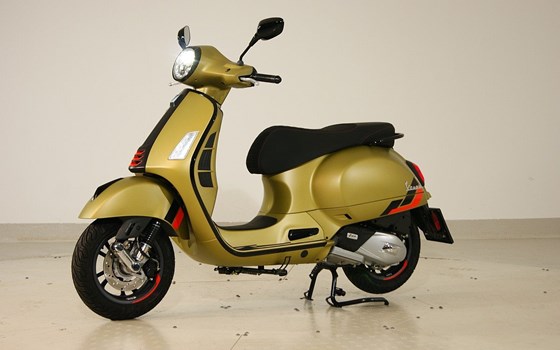 Neufahrzeug Vespa GTS 125 - Bild 11 Neufahrzeug Vespa GTS 125 - Bild 11