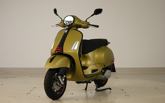 Neufahrzeug Vespa GTS 125 - Bild 12 Neufahrzeug Vespa GTS 125 - Bild 12