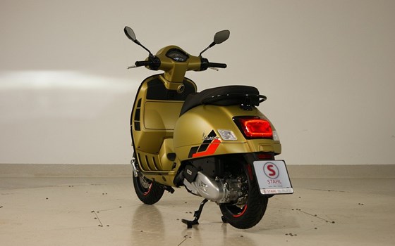 Neufahrzeug Vespa GTS 125 - Bild 7 Neufahrzeug Vespa GTS 125 - Bild 7