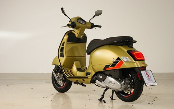 Neufahrzeug Vespa GTS 125 - Bild 8 Neufahrzeug Vespa GTS 125 - Bild 8