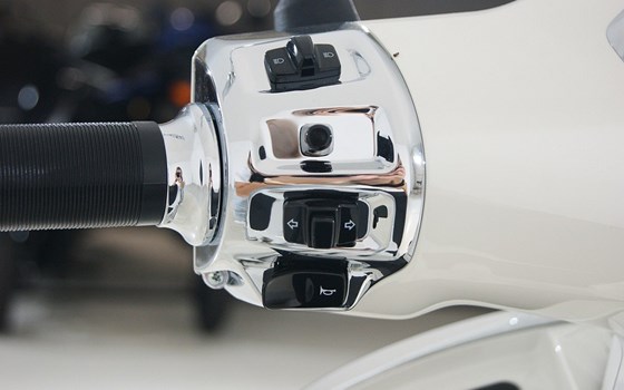 Neufahrzeug Vespa GTS 310 - Bild 12