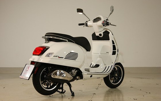 Neufahrzeug Vespa GTS 310 - Bild 4