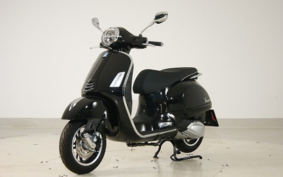 Neufahrzeug Vespa GTS 310 - Bild 4 Neufahrzeug Vespa GTS 310 - Bild 4