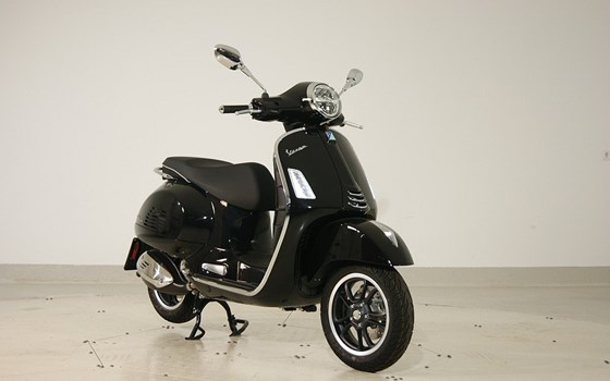 Neufahrzeug Vespa GTS 310 - Bild 6 Neufahrzeug Vespa GTS 310 - Bild 6