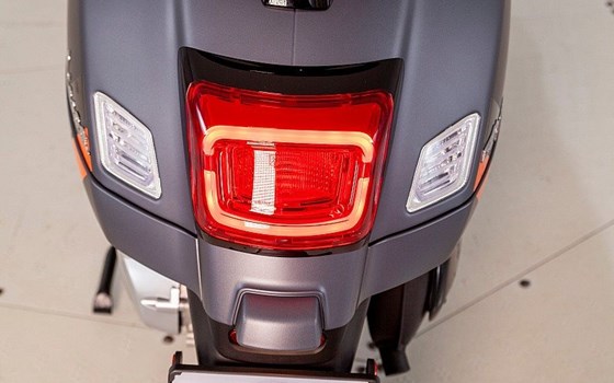 Neufahrzeug Vespa GTS 310 SuperSport - Bild 8