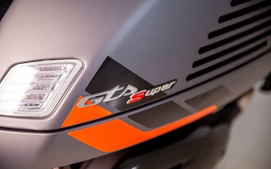 Neufahrzeug Vespa GTS 310 SuperSport - Bild 9