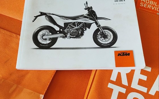 Gebrauchtmotorrad KTM 690 SMC R - Bild 14 Gebrauchtmotorrad KTM 690 SMC R - Bild 14