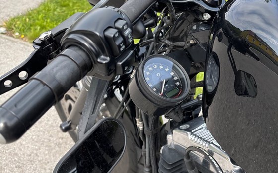Gebrauchtmotorrad Harley-Davidson Sportster XL 1200X Forty-Eight - Bild 7 Gebrauchtmotorrad Harley-Davidson Sportster XL 1200X Forty-Eight - Bild 7