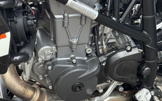Gebrauchtmotorrad KTM 690 Duke - Bild 7 Gebrauchtmotorrad KTM 690 Duke - Bild 7