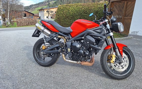 Gebrauchtmotorrad Triumph Street Triple R - Bild 1 Gebrauchtmotorrad Triumph Street Triple R - Bild 1