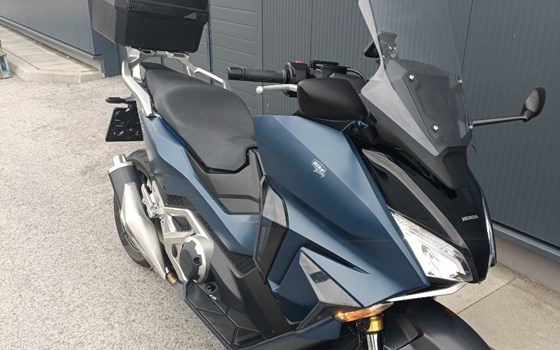 Gebrauchtmotorrad Honda Forza 750 - Bild 5 Gebrauchtmotorrad Honda Forza 750 - Bild 5