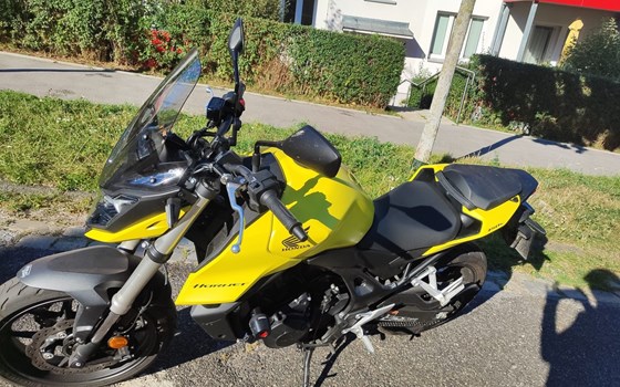 Gebrauchtmotorrad Honda CB750 Hornet - Bild 2