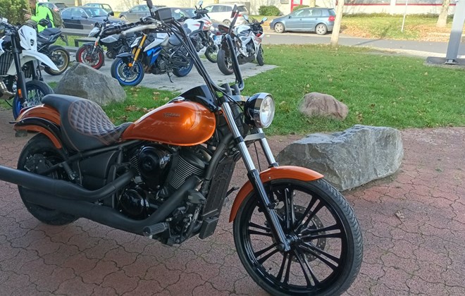 Kawasaki VN 900 Custom