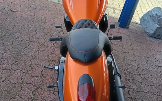Gebrauchtmotorrad Kawasaki VN 900 Custom - Bild 9