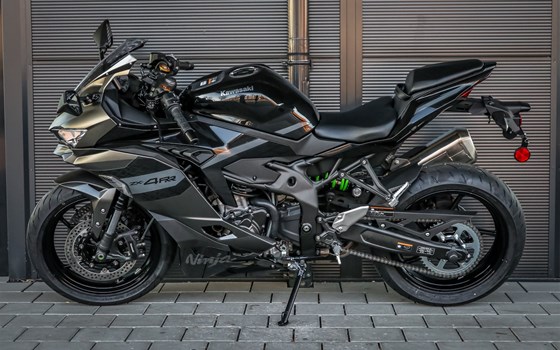 Neufahrzeug Kawasaki Ninja ZX-4RR - Bild 4