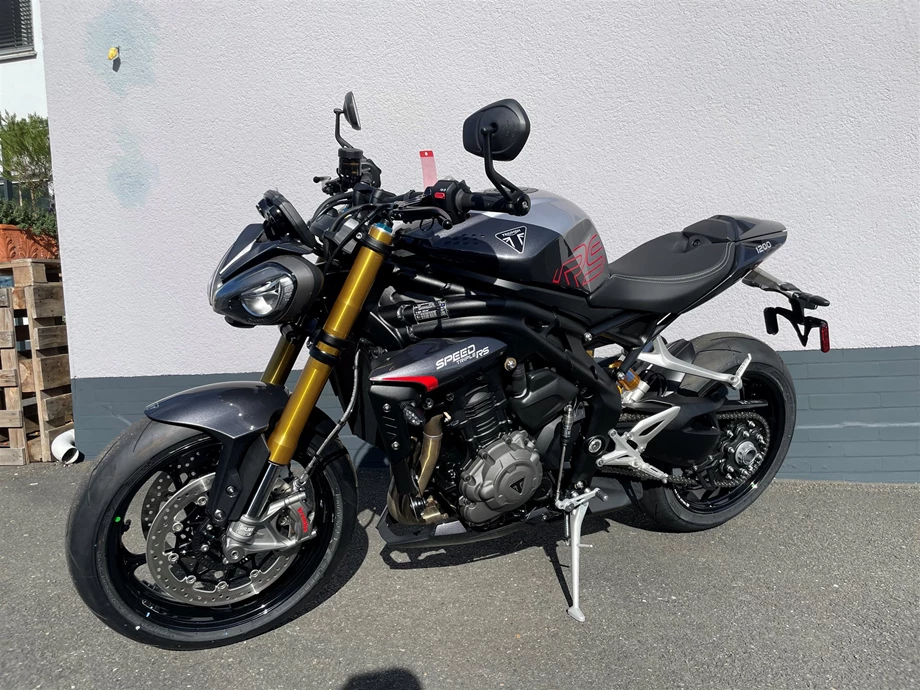 Offer Triumph Speed Triple 1200 RS Bild 6: Offer Triumph Speed Triple 1200 RS