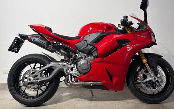 Gebrauchtmotorrad Ducati Panigale V2 S - Bild 1 Gebrauchtmotorrad Ducati Panigale V2 S - Bild 1
