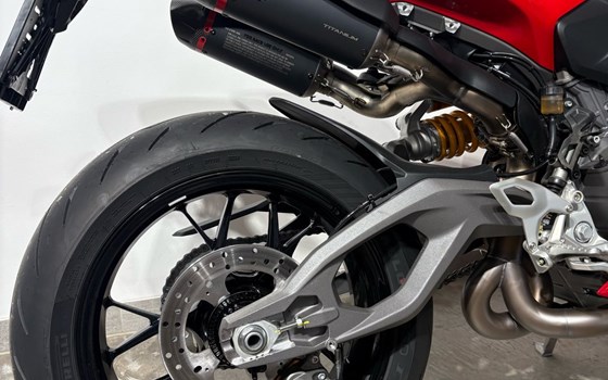 Gebrauchtmotorrad Ducati Panigale V2 S - Bild 3 Gebrauchtmotorrad Ducati Panigale V2 S - Bild 3