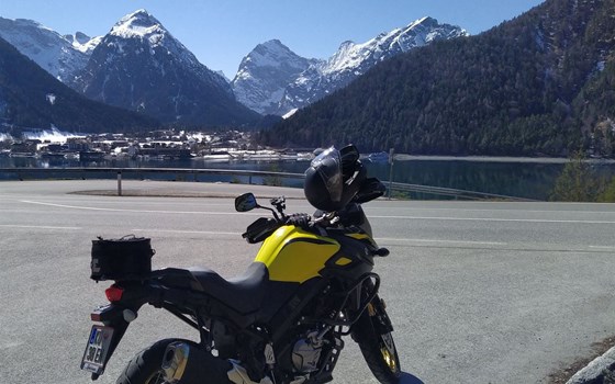 Gebrauchtmotorrad Suzuki V-Strom 650 XT - Bild 1 Gebrauchtmotorrad Suzuki V-Strom 650 XT - Bild 1