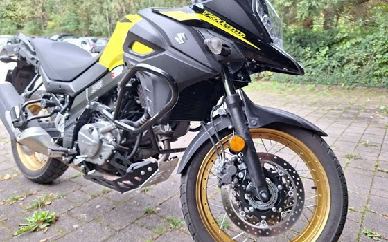 Gebrauchtmotorrad Suzuki V-Strom 650 XT - Bild 4 Gebrauchtmotorrad Suzuki V-Strom 650 XT - Bild 4