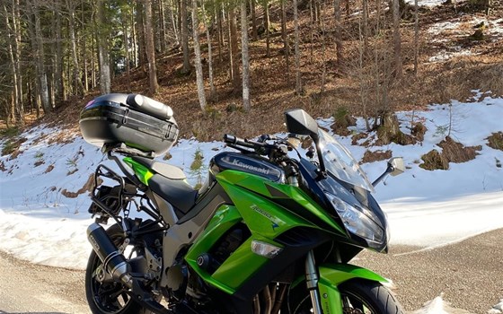 Gebrauchtmotorrad Kawasaki Z1000SX - Bild 1