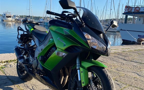 Gebrauchtmotorrad Kawasaki Z1000SX - Bild 7 Gebrauchtmotorrad Kawasaki Z1000SX - Bild 7