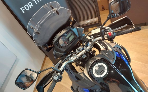 Gebrauchtmotorrad Suzuki V-Strom 650 - Bild 10 Gebrauchtmotorrad Suzuki V-Strom 650 - Bild 10