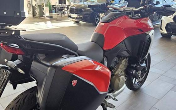 Gebrauchtmotorrad Ducati Multistrada V4 S - Bild 9 Gebrauchtmotorrad Ducati Multistrada V4 S - Bild 9