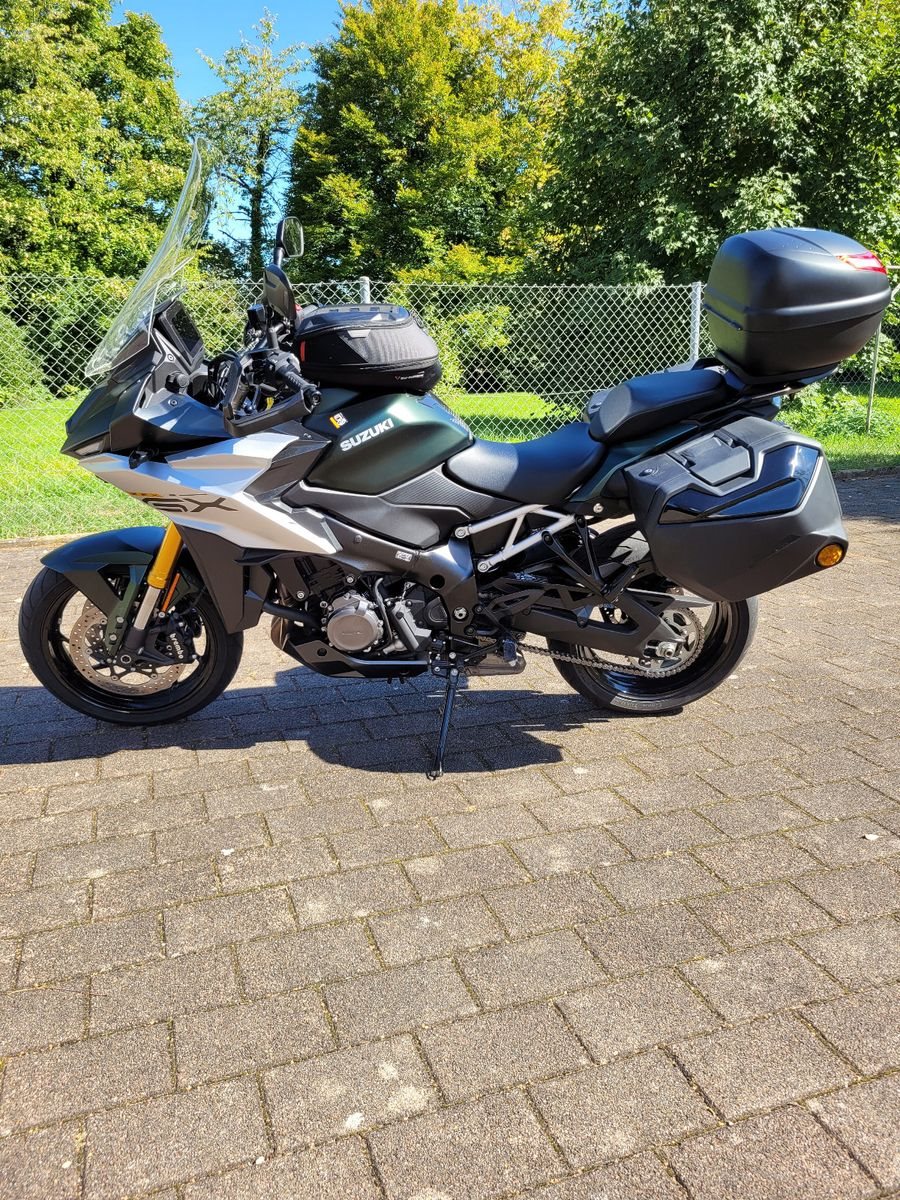 Suzuki GSX-S1000GX