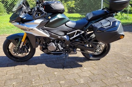 Suzuki GSX-S1000GX