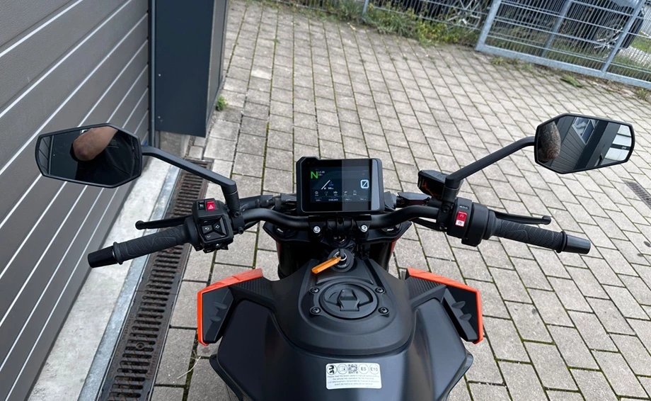 Angebot KTM 990 Duke Bild 14: Angebot KTM 990 Duke