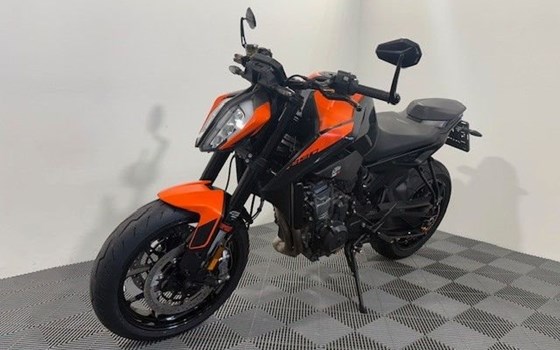 Gebrauchtmotorrad KTM 890 Duke - Bild 3