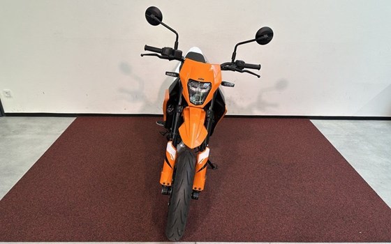 Neufahrzeug KTM 125 SMC R - Bild 3