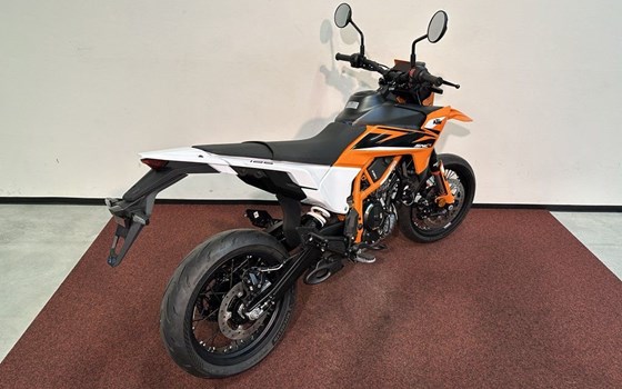 Neufahrzeug KTM 125 SMC R - Bild 8