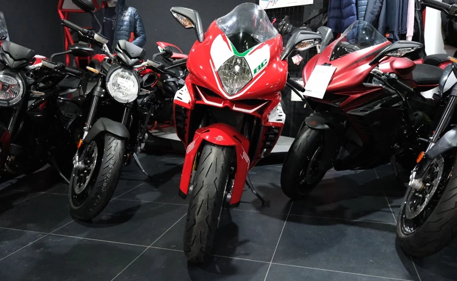 Angebot MV Agusta F3 800 RC Bild 10: Angebot MV Agusta F3 800 RC