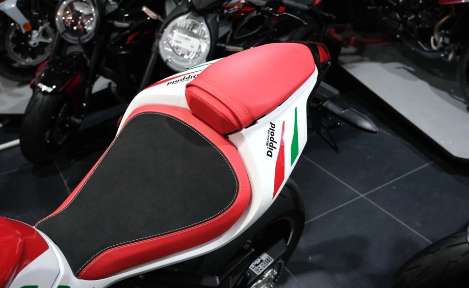 Angebot MV Agusta F3 800 RC Bild 2: Angebot MV Agusta F3 800 RC