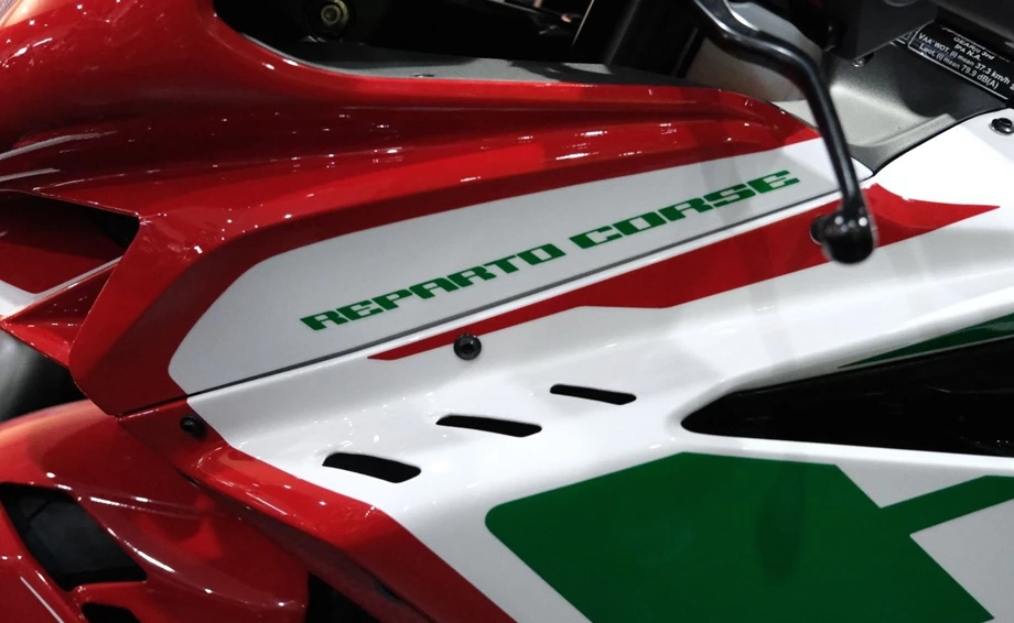 Angebot MV Agusta F3 800 RC Bild 5: Angebot MV Agusta F3 800 RC