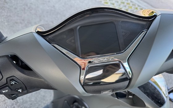 Gebrauchtmotorrad Honda SH125i - Bild 3