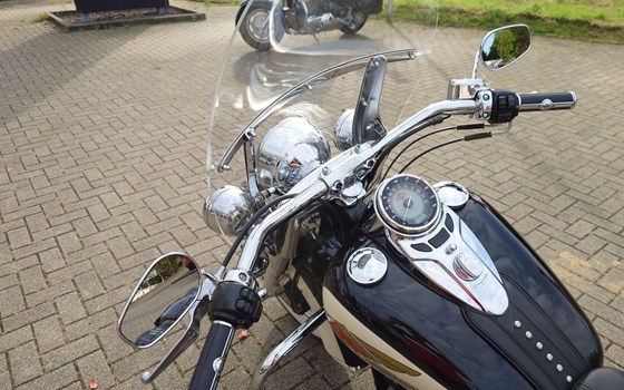 Gebrauchtmotorrad Harley-Davidson Softail Heritage Classic Anniversary - Bild 11
